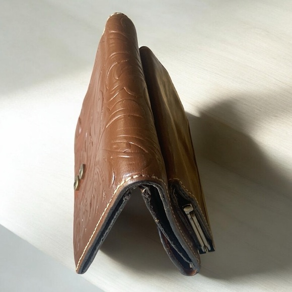 Patricia Nash Vintage Bi-Fold Wallet with Coin Pouch Brown W 5” x H 4.5” - Picture 7 of 16